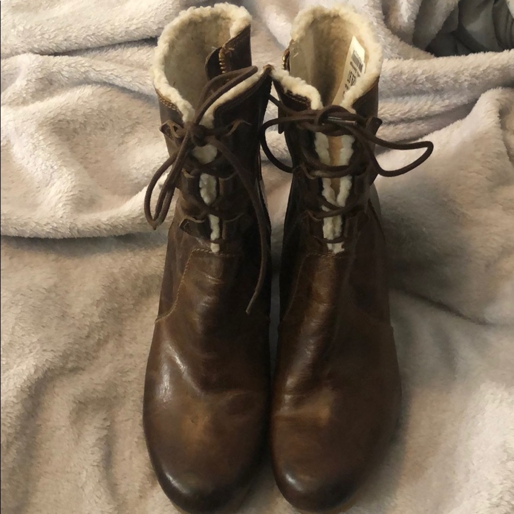 Michael Kors Brown Boots (Wedges) w/fleece lining